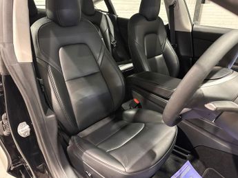 TESLA Model 3 (Dual Motor) Long Range Saloon 4dr Electric Auto 4WDE (346 ps)