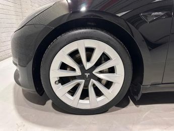 TESLA Model 3 (Dual Motor) Long Range Saloon 4dr Electric Auto 4WDE (346 ps)