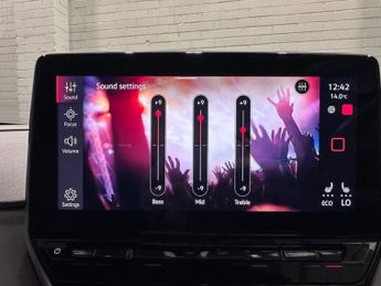 VOLKSWAGEN ID.4 Pro Performance 77kWh 1ST Edition SUV 5dr Electric Auto (204 ps)