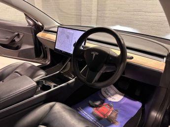 TESLA Model 3 Standard Range Plus Saloon 4dr Electric Auto RWD (241 bhp)