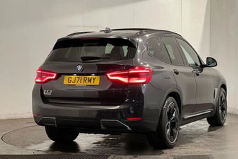 BMW IX3 80kWh Premier Edition Pro SUV 5dr Electric Auto (286 ps) Reverse