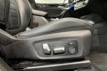 BMW IX3 80kWh Premier Edition Pro SUV 5dr Electric Auto (286 ps) Reverse