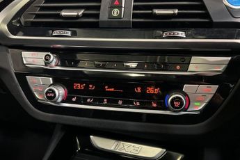 BMW IX3 80kWh Premier Edition Pro SUV 5dr Electric Auto (286 ps) Reverse