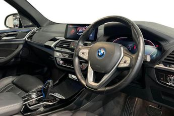 BMW IX3 80kWh Premier Edition Pro SUV 5dr Electric Auto (286 ps) Reverse