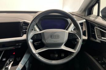 AUDI Q4 E-TRON 40 Sport Sportback 5dr Electric Auto 82kWh (204 ps) Rear Parking