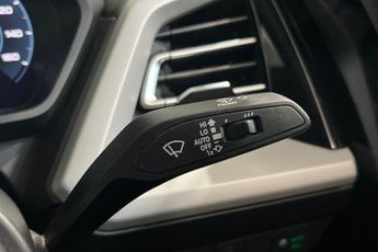 AUDI Q4 E-TRON 40 Sport Sportback 5dr Electric Auto 82kWh (204 ps) Cruise Contr