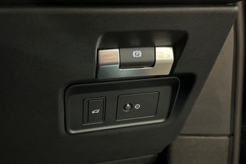 LAND ROVER RANGE ROVER EVOQUE 2.0 D200 MHEV R-Dynamic HSE SUV 5dr Diesel Auto 4WD Euro 6 (s/s)