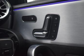 MERCEDES-BENZ A-CLASS 1.3 A200 AMG Line (Premium Plus) Hatchback 5dr Petrol 7G-DCT Eur