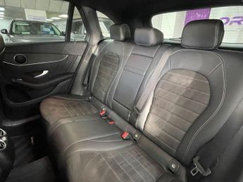 MERCEDES-BENZ GLC 2.0 GLC220d AMG Line SUV 5dr Diesel G-Tronic+ 4MATIC Euro 6 (s/s