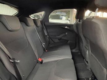 FORD FOCUS 1.0T EcoBoost ST-Line X Hatchback 5dr Petrol Manual Euro 6 (s/s)