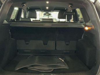 FORD KUGA 2.0 TDCi ST-Line SUV 5dr Diesel Powershift AWD Euro 6 (s/s) (180