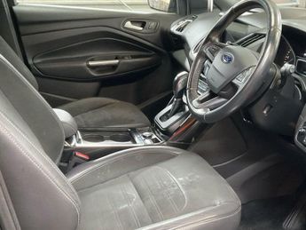 FORD KUGA 2.0 TDCi ST-Line SUV 5dr Diesel Powershift AWD Euro 6 (s/s) (180