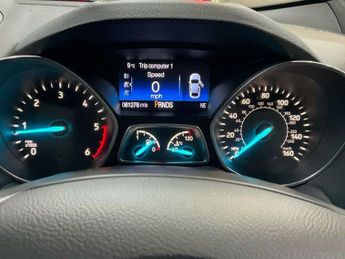 FORD KUGA 2.0 TDCi ST-Line SUV 5dr Diesel Powershift AWD Euro 6 (s/s) (180