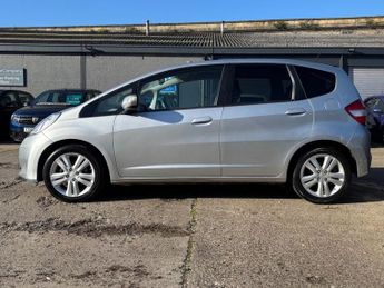 HONDA JAZZ 1.4 i-VTEC ES Plus Hatchback 5dr Petrol CVT Euro 5 (99 ps)