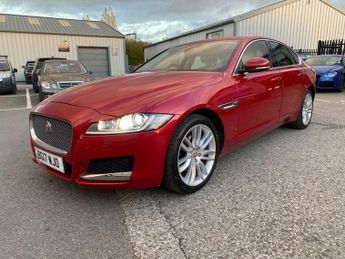 Jaguar XF 2.0d Portfolio Saloon 4dr Diesel Auto Euro 6 (s/s) (180 ps)