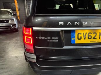 LAND ROVER RANGE ROVER 4.4 SD V8 Vogue SE SUV 5dr Diesel Auto 4WD Euro 5 (339 ps)
