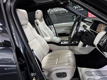LAND ROVER RANGE ROVER 4.4 SD V8 Vogue SE SUV 5dr Diesel Auto 4WD Euro 5 (339 ps)