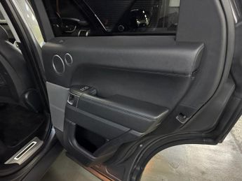 LAND ROVER RANGE ROVER SPORT 3.0 V6 HSE Dynamic SUV 5dr Petrol Auto 4WD Euro 6 (s/s) (340 ps)