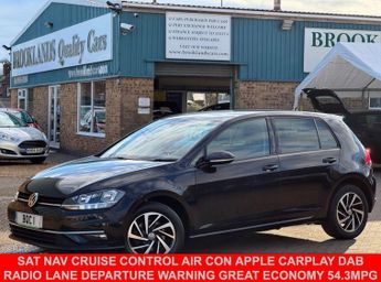 Volkswagen Golf TDi 1.6 TDI Match Hatchback 5 Door Deep Black Diesel DSG Euro 6 (s/s