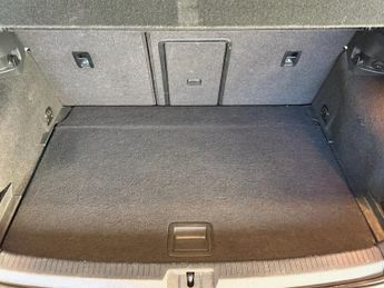 VOLKSWAGEN GOLF 2.0 TSI BlueMotion Tech R Hatchback 5dr Petrol DSG 4Motion Euro