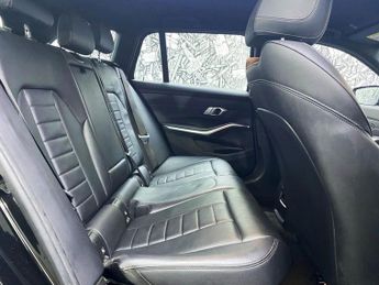 BMW 3 SERIES 2.0 330e 12kWh M Sport Touring 5dr Petrol Plug-in Hybrid Auto Eu