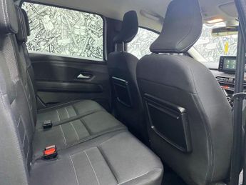 DACIA JOGGER 1.0 TCe Extreme SE MPV 5dr Petrol Manual Euro 6 (s/s) (110 ps)