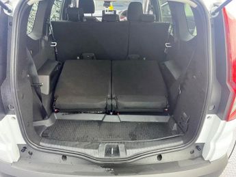 DACIA JOGGER 1.0 TCe Extreme SE MPV 5dr Petrol Manual Euro 6 (s/s) (110 ps)