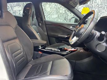 NISSAN JUKE 1.0 DIG-T Tekna+ SUV 5dr Petrol DCT Auto Euro 6 (s/s) (114 ps)