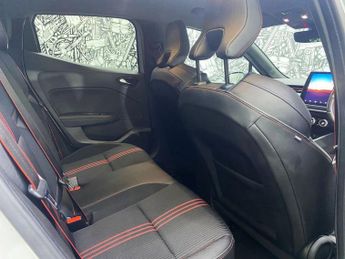 RENAULT CLIO 1.6 E-TECH RS Line Hatchback 5dr Petrol Hybrid Auto Euro 6 (s/s)