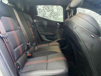 RENAULT CLIO 1.6 E-TECH RS Line Hatchback 5dr Petrol Hybrid Auto Euro 6 (s/s)