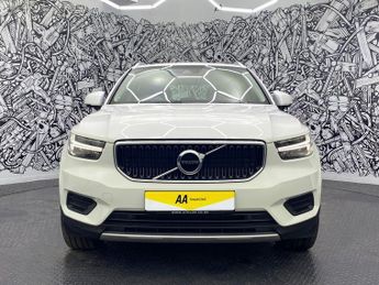 VOLVO XC40 1.5 T3 Momentum SUV 5dr Petrol Auto Euro 6 (s/s) (163 ps)