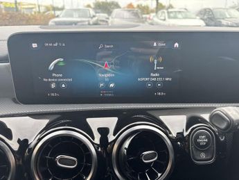 MERCEDES-BENZ CLA 1.3 CLA200 AMG Line Coupe 4dr Petrol 7G-DCT Euro 6 (s/s) (163 ps