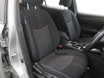 NISSAN LEAF 40kWh Acenta Hatchback 5dr Electric Auto (150 ps)
