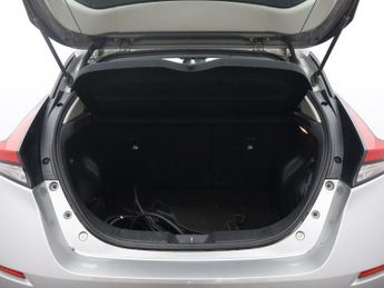 NISSAN LEAF 40kWh Acenta Hatchback 5dr Electric Auto (150 ps)