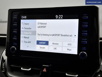 TOYOTA COROLLA 1.8 VVT-h Icon Tech Touring Sports 5dr Petrol Hybrid CVT Euro 6