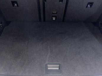 VOLKSWAGEN GOLF 1.5 eTSI MHEV Life Hatchback 5dr Petrol Hybrid DSG Euro 6 (s/s) 