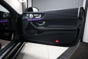 MERCEDES-BENZ E-CLASS 2.0 E350 AMG Line Cabriolet Premium Plusl G-Tronic+ Euro 6 (s/s)