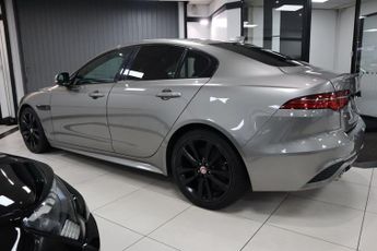 JAGUAR XE 2.0 D180 R-Dynamic SE Saloon Auto AWD Euro 6 (s/s) (180 ps)
