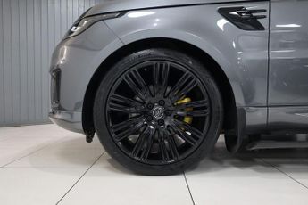 LAND ROVER RANGE ROVER SPORT 3.0 SD V6 HSE Dynamic SUV 5dr Diesel Auto 4WD Euro 6 (s/s) (306 