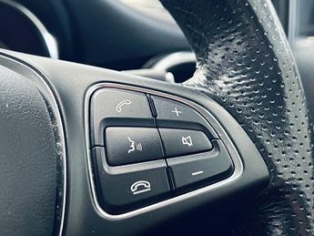 MERCEDES-BENZ A-CLASS 2.1 A200d Sport (Executive) Hatchback 5dr Diesel 7G-DCT Euro 6 (