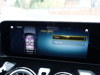 MERCEDES-BENZ EQA EQA 250 66.5kWh AMG Line SUV 5dr Electric Auto (190 ps)