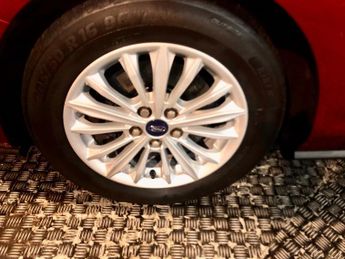 FORD FOCUS 1.0T EcoBoost Titanium Estate 5dr Petrol Auto Euro 6 (s/s) (125 