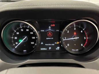 LAND ROVER RANGE ROVER EVOQUE 2.0 TD4 SE Tech SUV 5dr Diesel Auto 4WD Euro 6 (s/s) (180 ps)