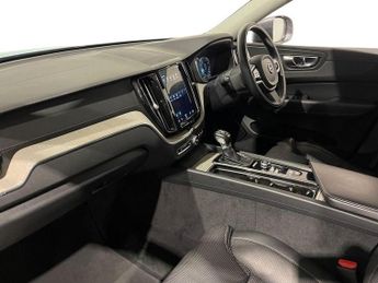 VOLVO XC60 2.0 T5 Inscription Pro SUV 5dr Petrol Auto AWD Euro 6 (s/s) (250