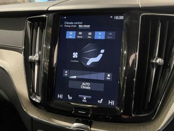 VOLVO XC60 2.0 T5 Inscription Pro SUV 5dr Petrol Auto AWD Euro 6 (s/s) (250