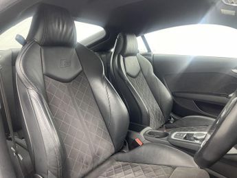 AUDI TT 2.0 TFSI S line Coupe 3dr Petrol S Tronic quattro Euro 6 (s/s) (