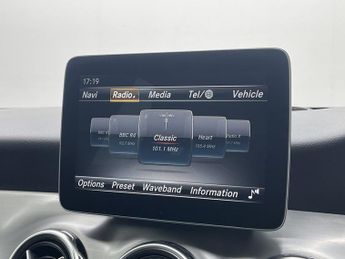 MERCEDES-BENZ GLA 1.6 GLA200 AMG Line (Executive) SUV 5dr Petrol 7G-DCT Euro 6 (s/