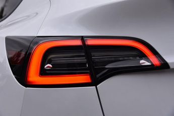 TESLA MODEL Y (Dual Motor) Long Range SUV 5dr Electric Auto 4WDE (384 bhp)