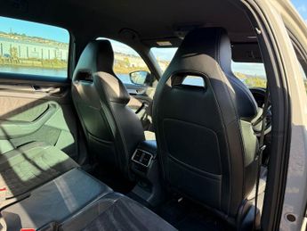 SKODA KODIAQ 2.0 TDI SportLine SUV 5dr Diesel DSG 4WD Euro 6 (s/s) (7 Seat) (