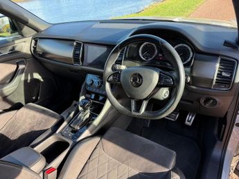 SKODA KODIAQ 2.0 TDI SportLine SUV 5dr Diesel DSG 4WD Euro 6 (s/s) (7 Seat) (